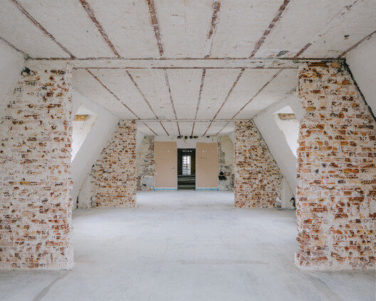 Château of the Hertford British Hospital Rehabilitation / Maud Caubet Architectes - Interior Photography, Concrete