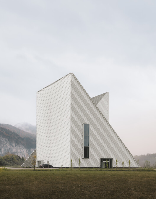 Sede Principal de Dynafit / BAROZZI VEIGA - Fotografía exterior