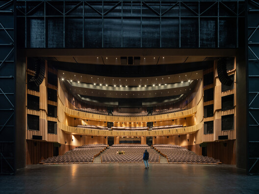 The West Bund Grand Theater / SHL - Image 5 of 36