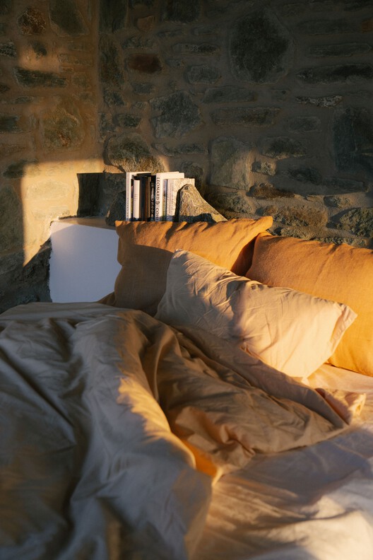 The Outdoor House  / Sigurd Larsen - Interior Photography, Bedroom, Bed