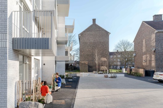 RIBA Announces 2025 National Award Winners: 20 Architecture Projects from Retrofits to Cultural Landmarks - Image 36 of 95