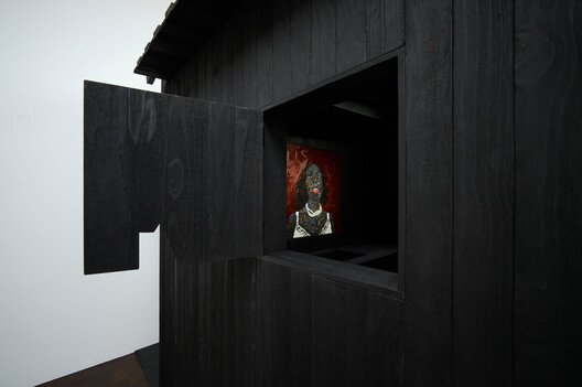 Awulai Ashia & Nkyinkyim Exhibition at Gagosian / DeRoche Projects - Image 22 of 30
