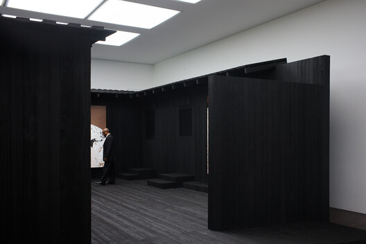 Awulai Ashia & Nkyinkyim Exhibition at Gagosian / DeRoche Projects - Interior Photography, Wood
