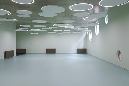 Collège Louise Wegmann / Dagher Hanna & Partners - Image 10 of 29