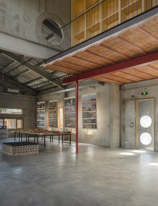 Earthen Architecture and Culture (Xi'an) Research Center / OnEarthStudio - Interior Photography, Beam