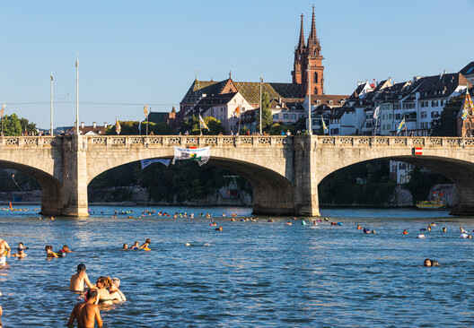 Swimmable Cities International Movement Advocates for the Right to Swim in Urban Waterways - Image 2 of 9