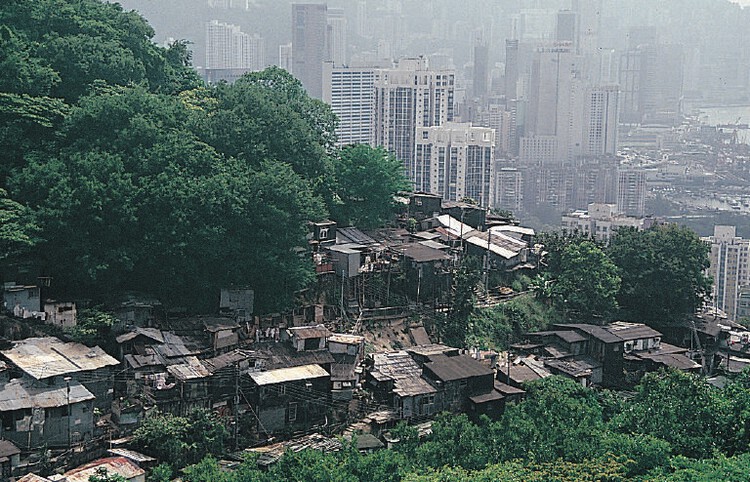 Village in the Vertical City: Tai Hang and the Afterlife of Vernacular Hong Kong - Image 5 of 16