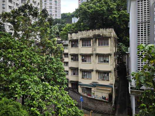 Village in the Vertical City: Tai Hang and the Afterlife of Vernacular Hong Kong - Image 9 of 16