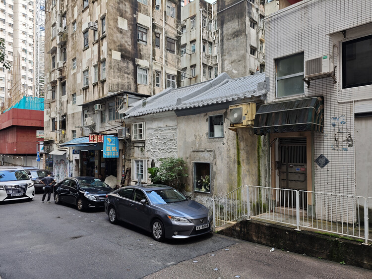 Village in the Vertical City: Tai Hang and the Afterlife of Vernacular Hong Kong - Image 3 of 16