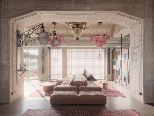 Kellogg's Bremen Hotel / Delugan Meissl Associated Architects - Interior Photography, Living Room, Lighting, Sofa, Chair