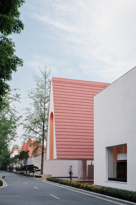YongLi Red Tile Plaza / We&Arch - Exterior Photography