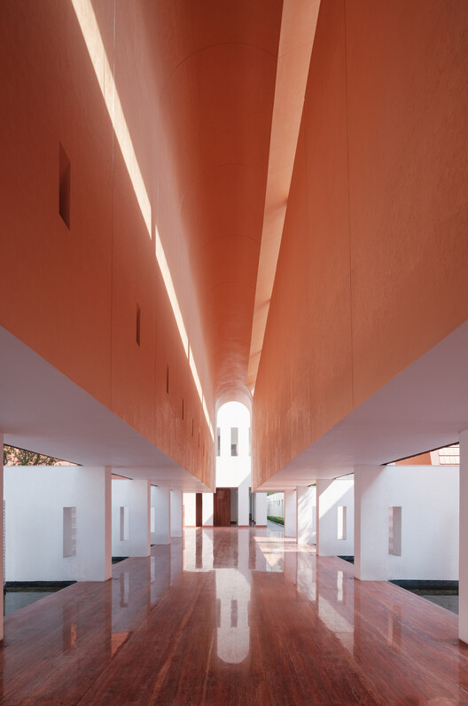 YongLi Red Tile Plaza / We&Arch - Image 2 of 46