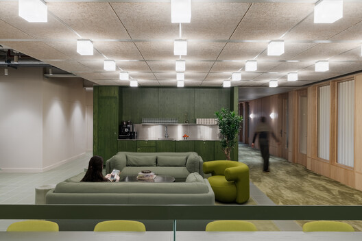 The Jellicoe Workspace / Universal Design Studio - Interior Photography, Living Room, Chair, Table, Lighting, Glass