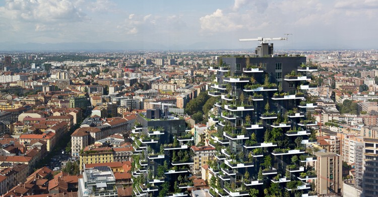 Entendiendo el Eco-Brutalismo: La paradoja entre estructura, sostenibilidad y estilo - Imagen 5 de 44