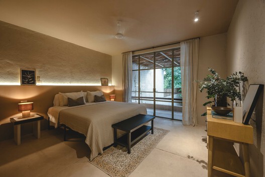 Casa Tamarindo / Studio Moca + Gadex - Fotografía interior, Dormitorio, Madera, Camas, Iluminación