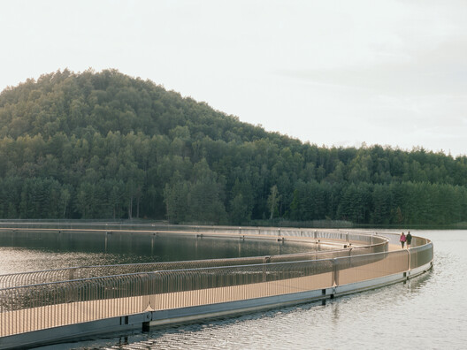 Cycling Between Terrils / Burolandschap
