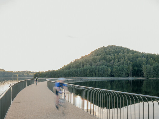 Cycling Between Terrils / Burolandschap - Image 4 of 13
