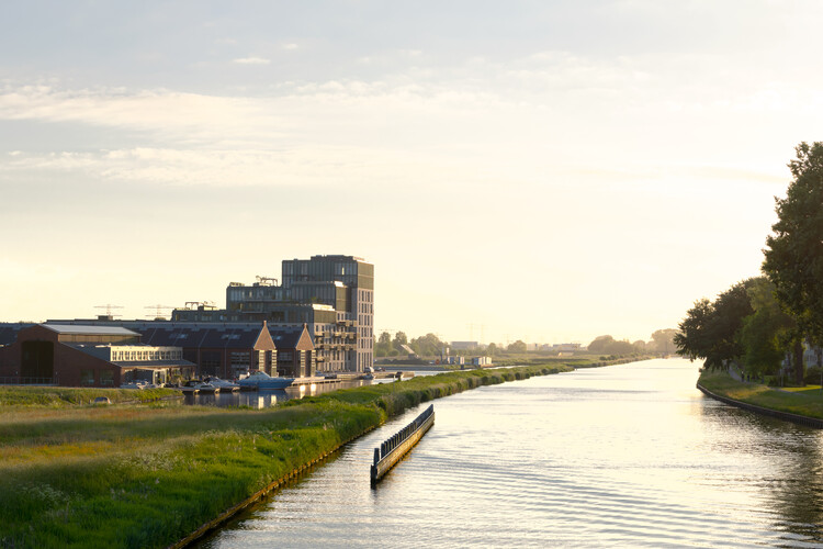 Huis aan de Haven / Powerhouse Company - Exterior Photography, Waterfront