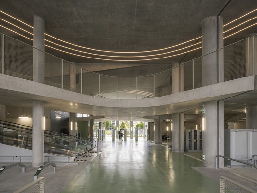 Multimodal Hub and Offices / DREAM + AIA Life Designers - Image 9 of 23