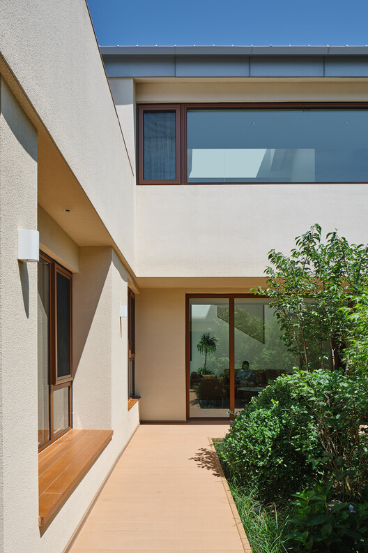 Chill House / STEPS Architecture - Interior Photography, Wood, Concrete