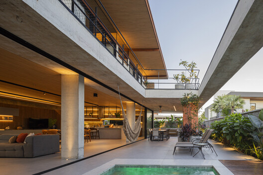 Casa RA / Fernandes Atem Arquitetos - Fotografía exterior, Balcón