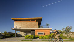 Casa RA / Fernandes Atem Arquitetos