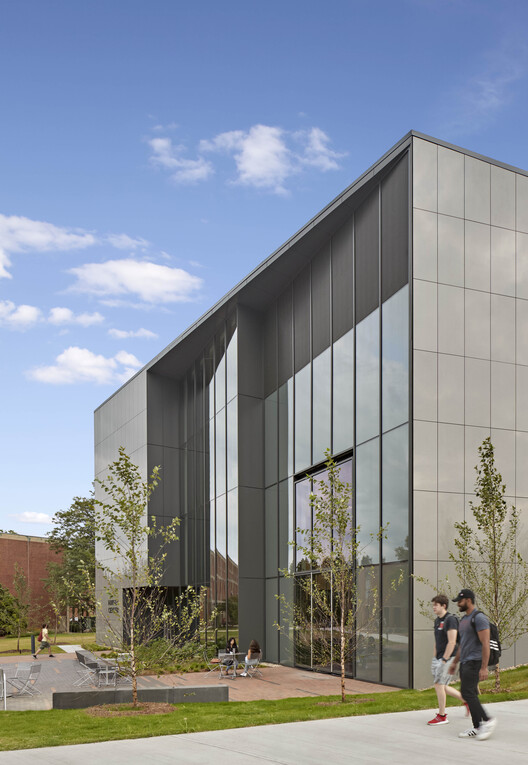 Hursey Center at University of Hartford / Payette - Exterior Photography