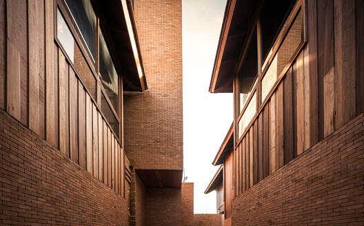 Athita Pool Villa and Spa / Studio Miti - Interior Photography, Stairs, Wood, Brick