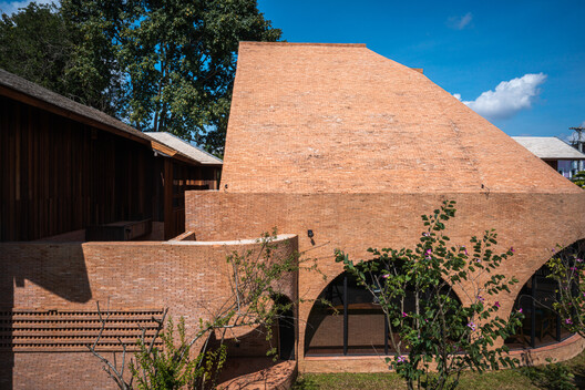 Athita Pool Villa and Spa / Studio Miti - Image 3 of 35