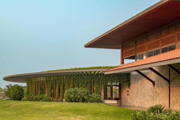 Gulmohar Clubhouse / Khosla Associates - Image 2 of 37