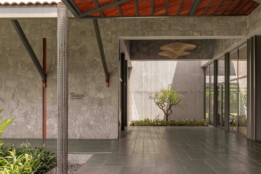 Gulmohar Clubhouse / Khosla Associates - Image 11 of 37