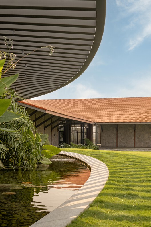 Gulmohar Clubhouse / Khosla Associates - Exterior Photography