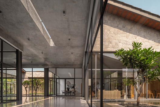 Gulmohar Clubhouse / Khosla Associates - Image 17 of 37