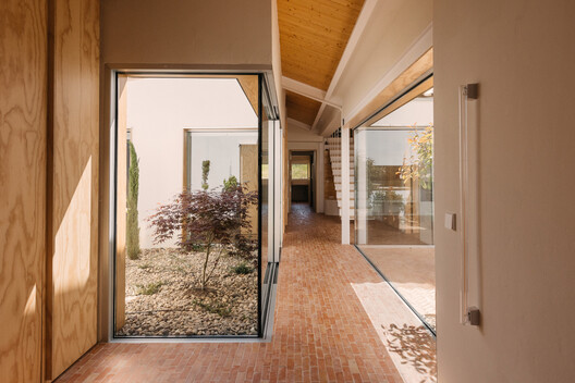 Rosa María House / delavegacanolasso - Image 3 of 39