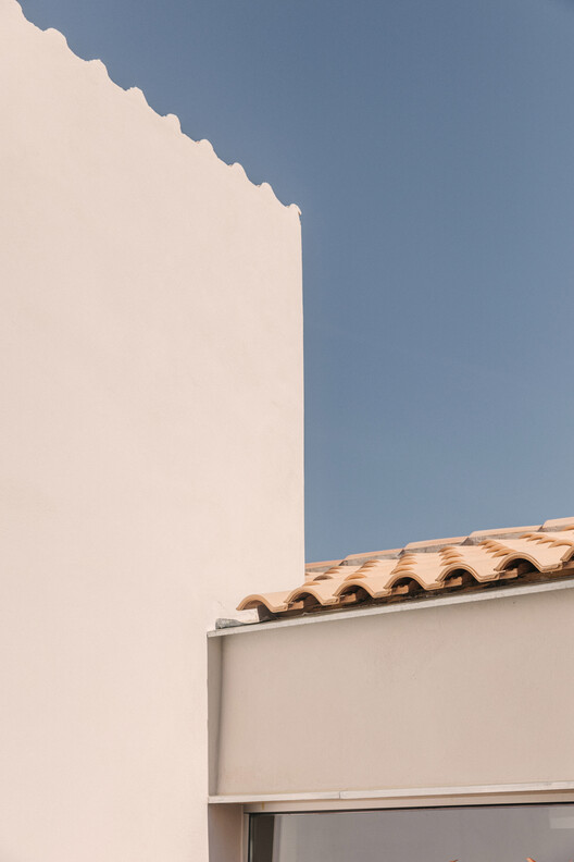 Rosa María House / delavegacanolasso - Image 15 of 39