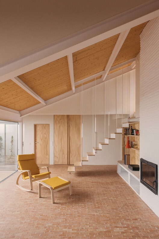 Rosa María House / delavegacanolasso - Interior Photography, Wood, Stairs