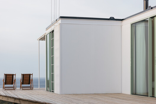 Tini Menorca / delavegacanolasso - Exterior Photography, Balcony