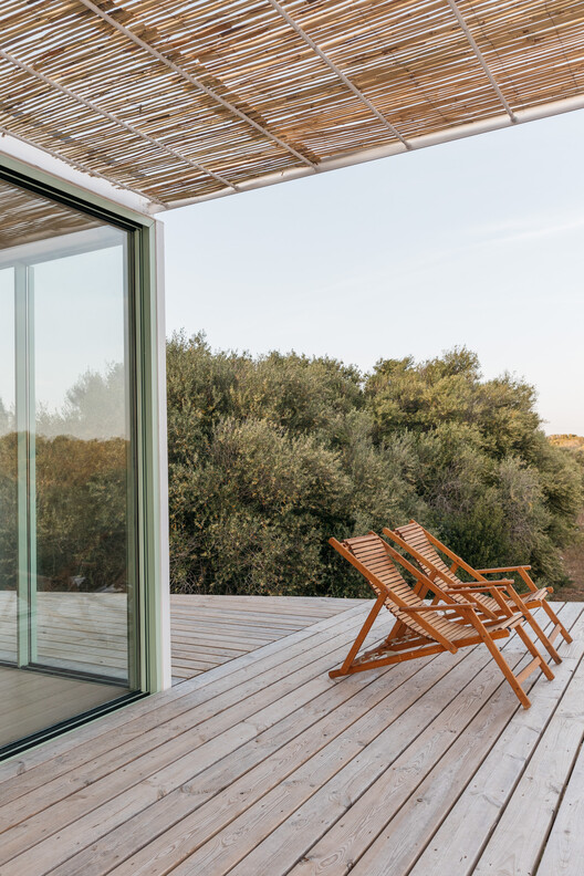 Tini Menorca / delavegacanolasso - Exterior Photography, Wood, Deck