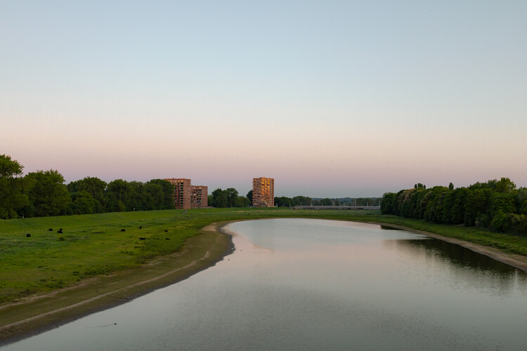 Torre Residencial Nelson / Powerhouse Company - Fotografía exterior, Borde costero