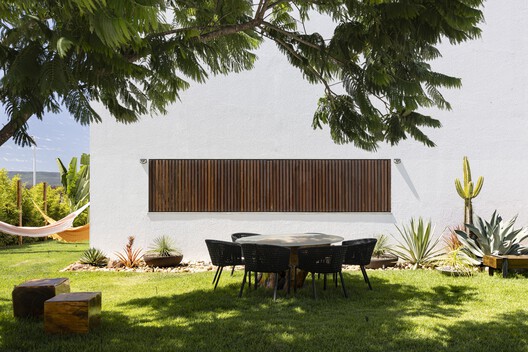 Residência VM / Lins Arquitetos Associados - Fotografia de Exterior, Jardim