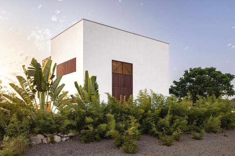 Residência VM / Lins Arquitetos Associados - Fotografia de Exterior