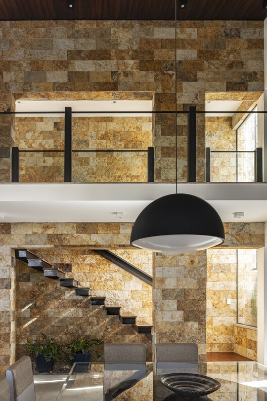 Residência VM / Lins Arquitetos Associados - Fotografia de Interiores, Escada, Madeira