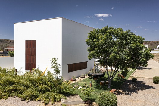 Residência VM / Lins Arquitetos Associados - Fotografia de Exterior