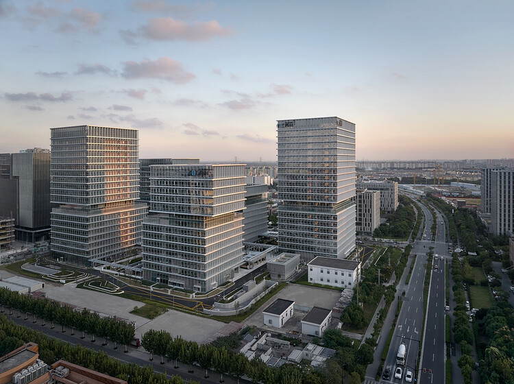 上海张江信息技术产业平台创芯天地 / 致正建筑工作室 - 建筑图, 表皮