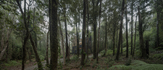 Refugio Calfuco / Tomás de Iruarrizaga - Image 4 of 33