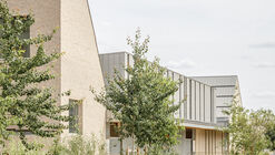Simone Veil School Complex and Dojo / Badia Berger Architectes