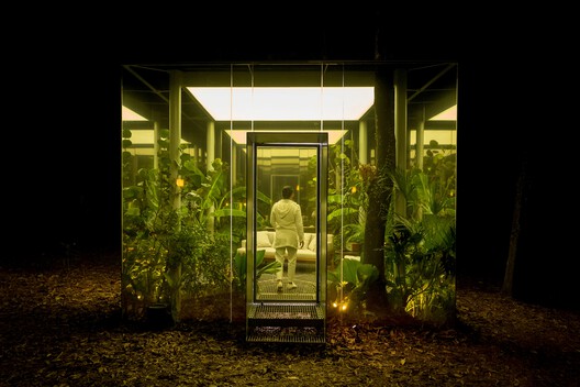 Room Installation / Tamara Wibowo Architects - Exterior Photography