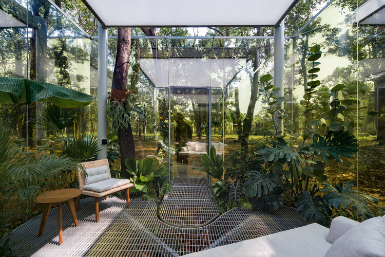 Instalação Room / Tamara Wibowo Architects - Fotografia de Exterior, Jardim, Pátio