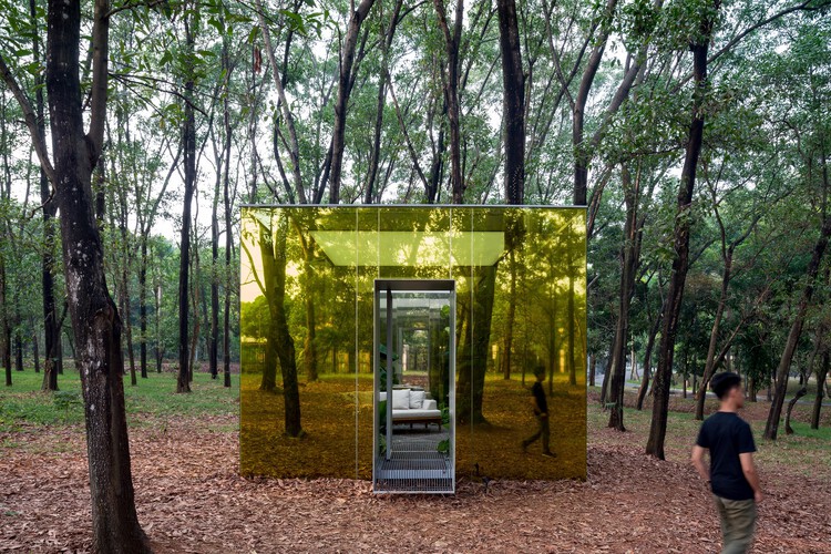 Instalação Room / Tamara Wibowo Architects - Fotografia de Exterior, Madeira, Floresta