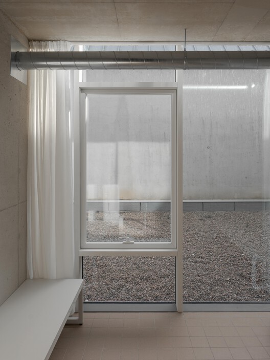 Cultural Center Simone Veil / Doucerain Lièvre Delziani Architectes Cultural Center Simone Veil / Doucerain Lièvre Delziani Architectes - Image 14 of 18